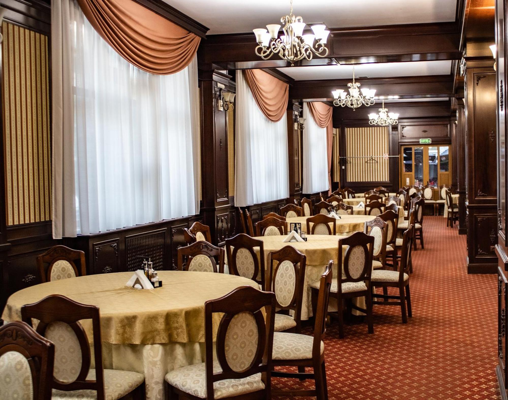 Hotel Rebis Braila Bagian luar foto
